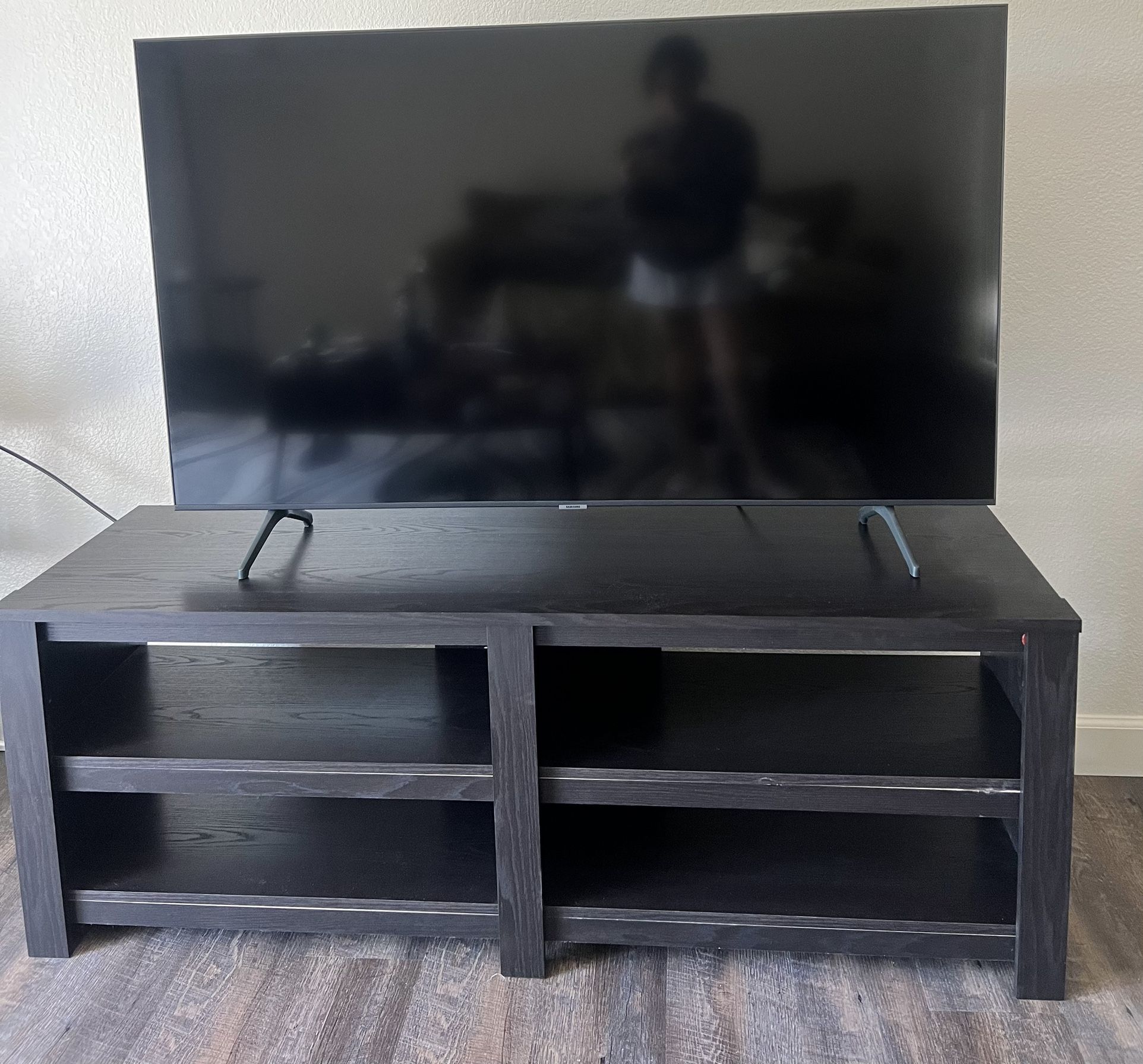 TV and TV stand bundle