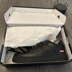 Supreme Black Nike Air force 1 Low