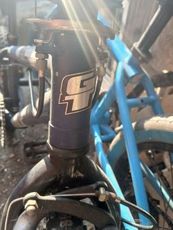 2 gt bikes