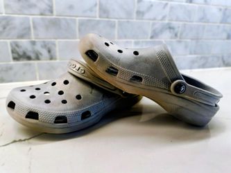 Classic Crocs Charcoal Gray Mens 5/ Women's 7