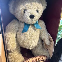 Dakin Hamilton 1997 Limited Edition Signature Series teddy bear. 