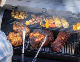 Pit boss pellet smoker