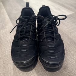 Nike Air VaporMax Plus Triple Black