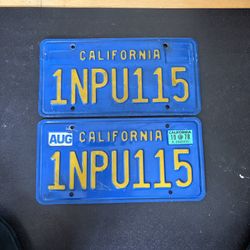 California Blue And yellow Plates