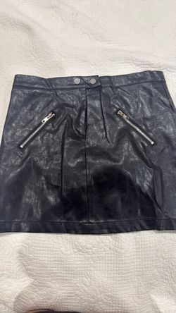 SHINESTAR BLACK LEATHER SKIRT
