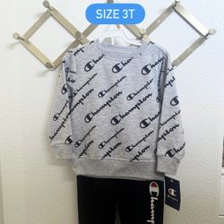 Champion Sweatshirt Set
