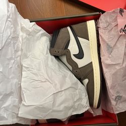 Air Jordan 1 x Travis Scott Dark Mocha Size 10