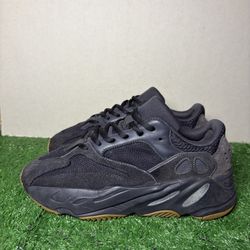 adidas Men's Yeezy Boost (contact info removed) Utility Black