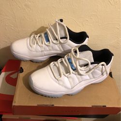 Jordan 11s 