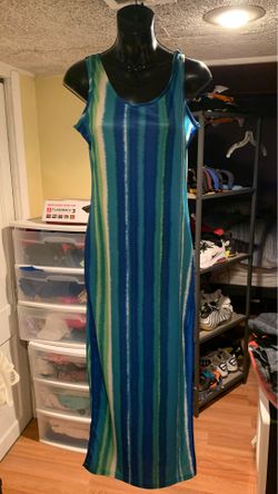 In great condition used dress size small.