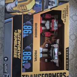 Transformers Studio Series Buzzworthy Bumblebee: Ironhide and Prowl