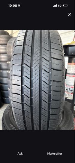 225-65-17 Michelin like new