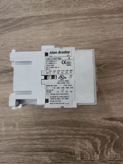 Allen-Bradley 100-C43 IEC Contactor
