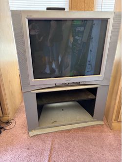 Working Retro Sony Trinton CRT television
