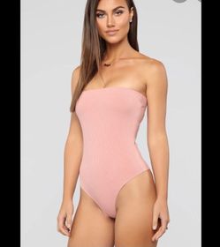 Fashion nova bodysuit
