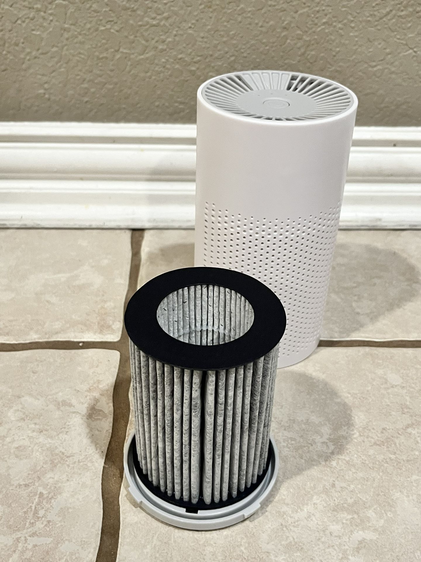 NEW Mini USB Air Purifier with True HEPA Filter