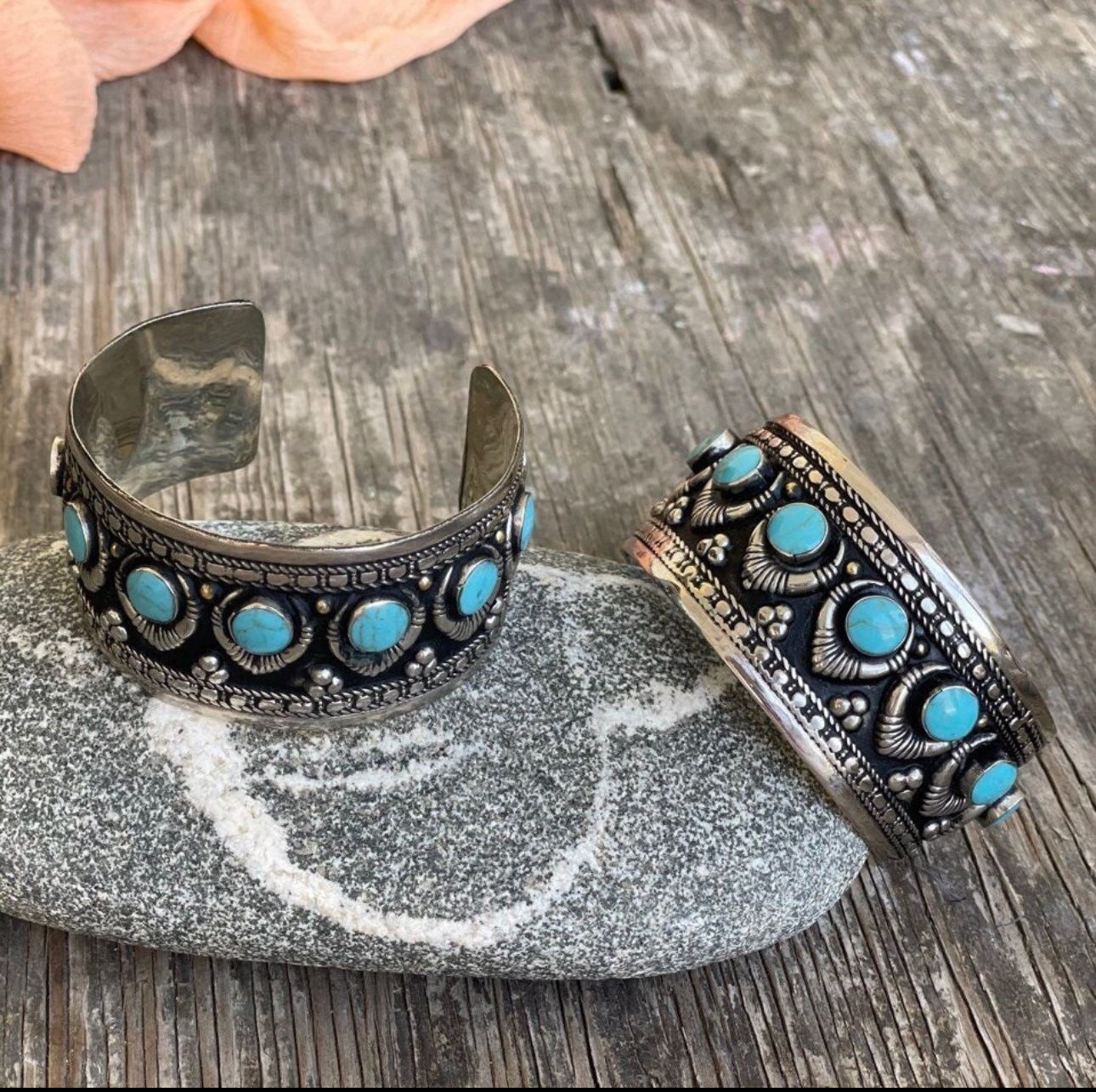 Oriental boho bracelet with turquoise, Bohemian heap cuff, Berber ethnic jewelry, Tuareg jewelry, bangles afghan.
