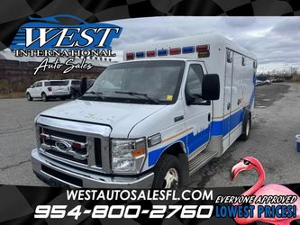 2018 Ford E350 Super Duty Cutaway