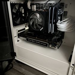 Gaming PC with monitor keyboard mouse faulty power switch