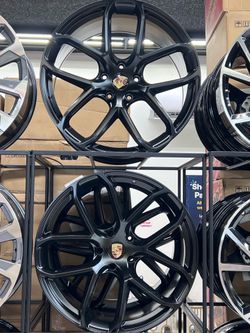 22x10 22x11.5 rear  Porsche  Cayenne  Turbo sport GTs  $995 wheel exchange  Must get 22” back   ——$1499 ca carry —- eom  Rolled forge wheel 5x130mm