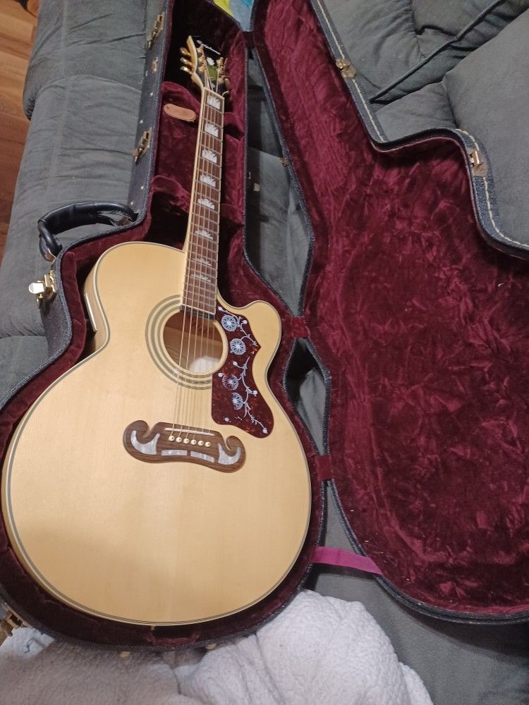 Epiphone Ej-200ce/n And Hard Shell Case