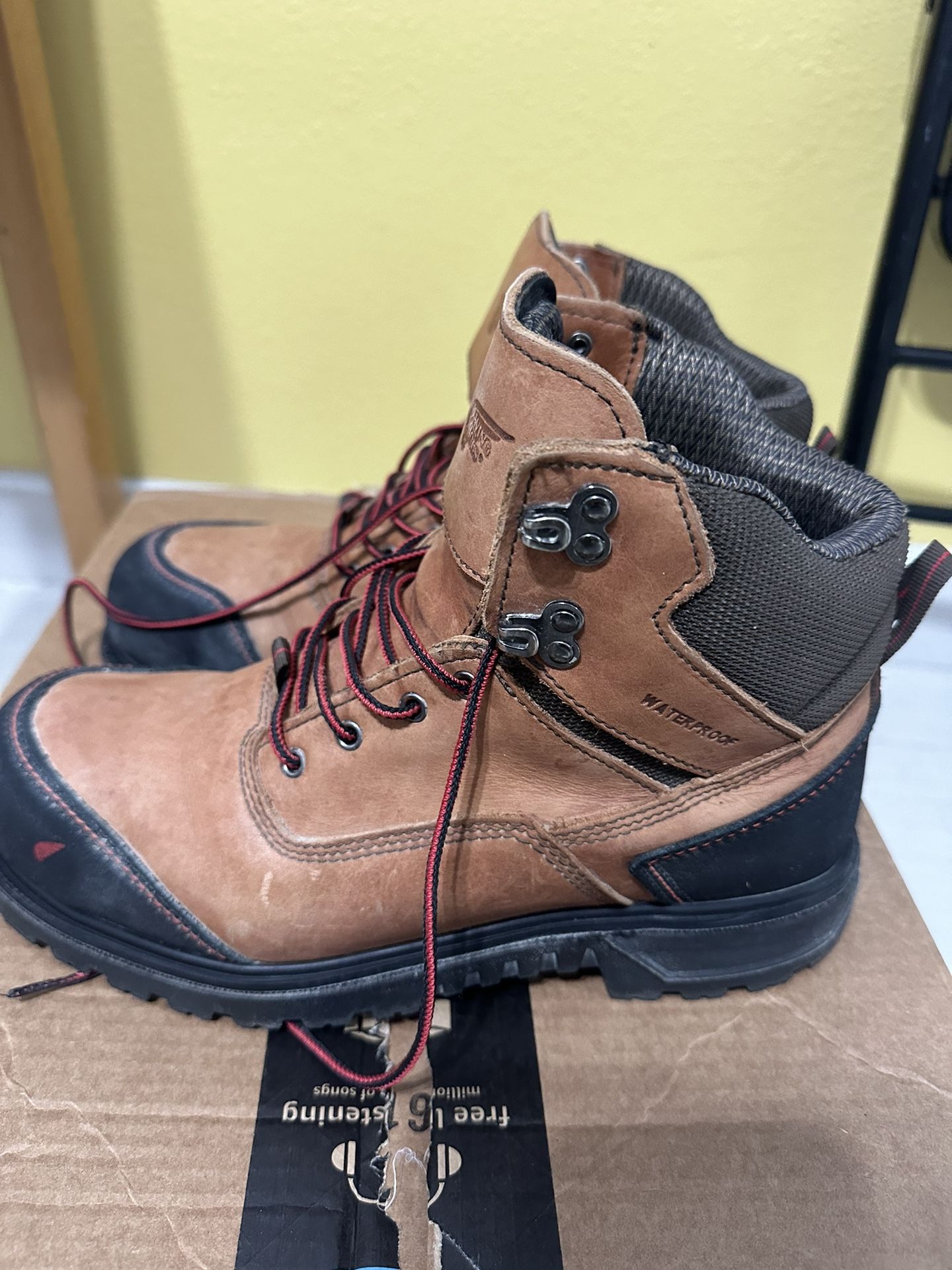 RED WING MEN'S 6-INCH WATERPROOF SAFETY TOE BOOT