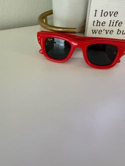 Bran new Ray - ban sun glasses