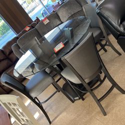 36 inch high table with 424 inch barstools brand new for 699