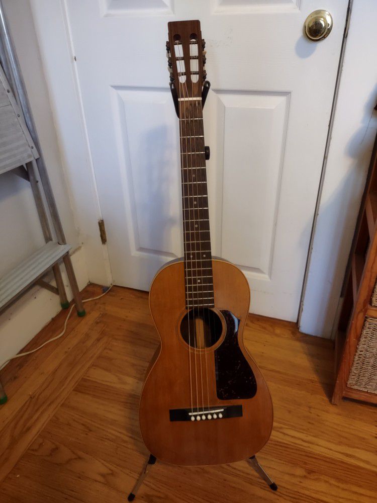 Late 1800s Parlor Guitar By Harp Guitar Co 