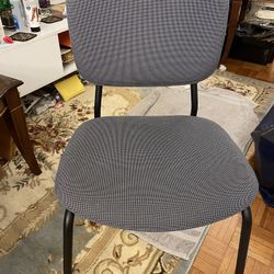 Chair (padded)