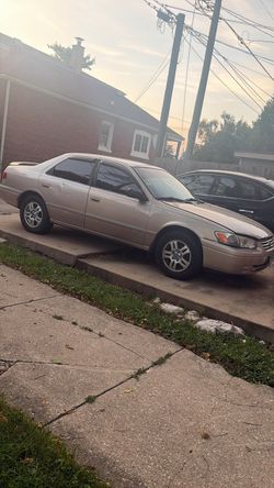 2000 Toyota Camry