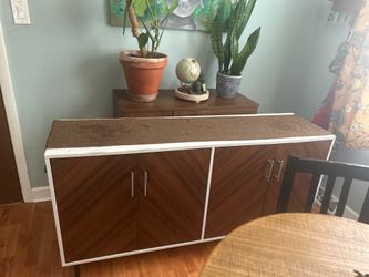 Sideboard