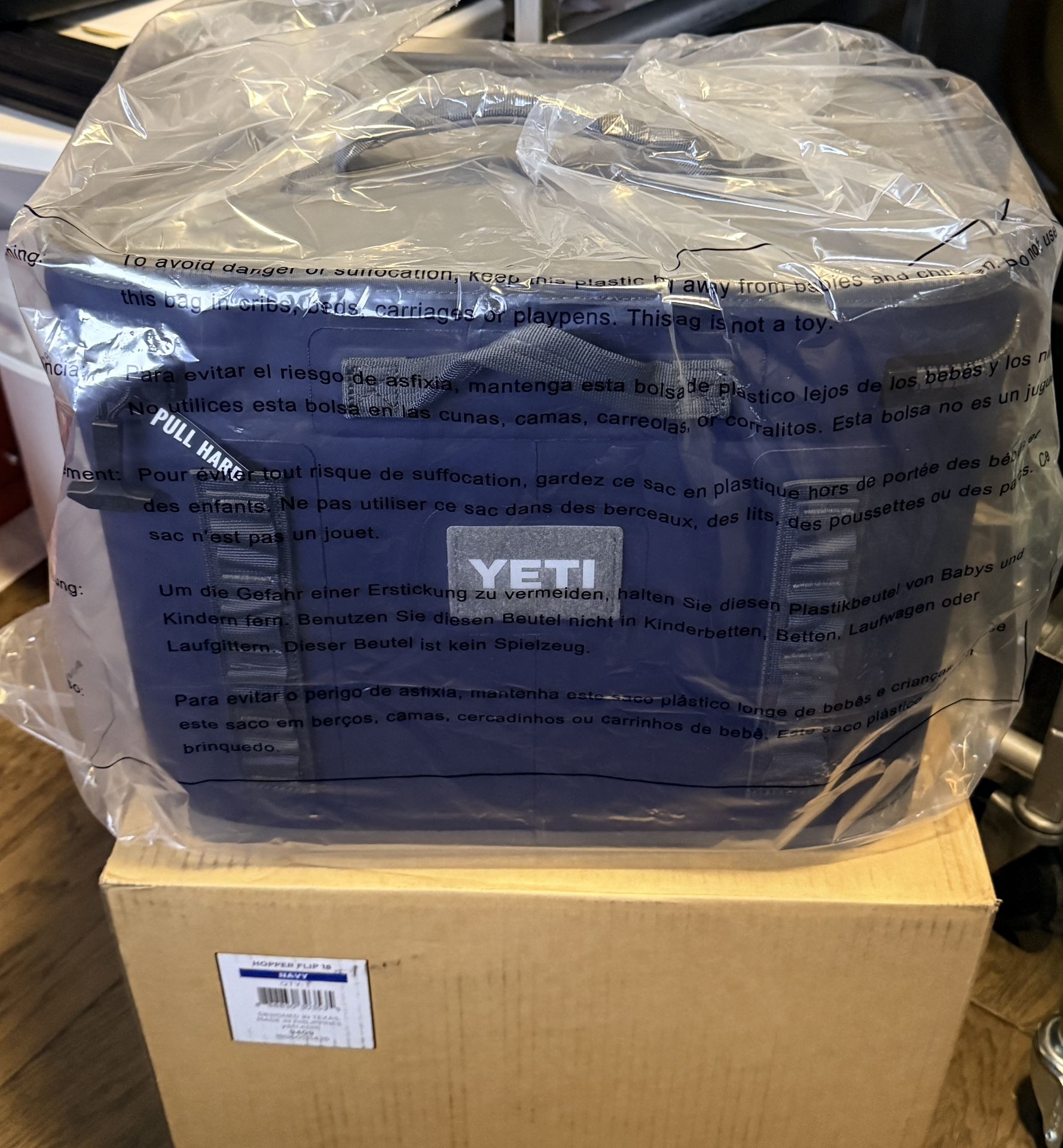 Yeti Hopper Flip 18