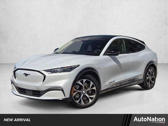 2022 Ford Mustang Mach-E