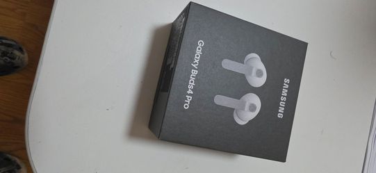 Samsung buds pro 4 brand new