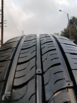 tire llanta Kumho 185/60R15