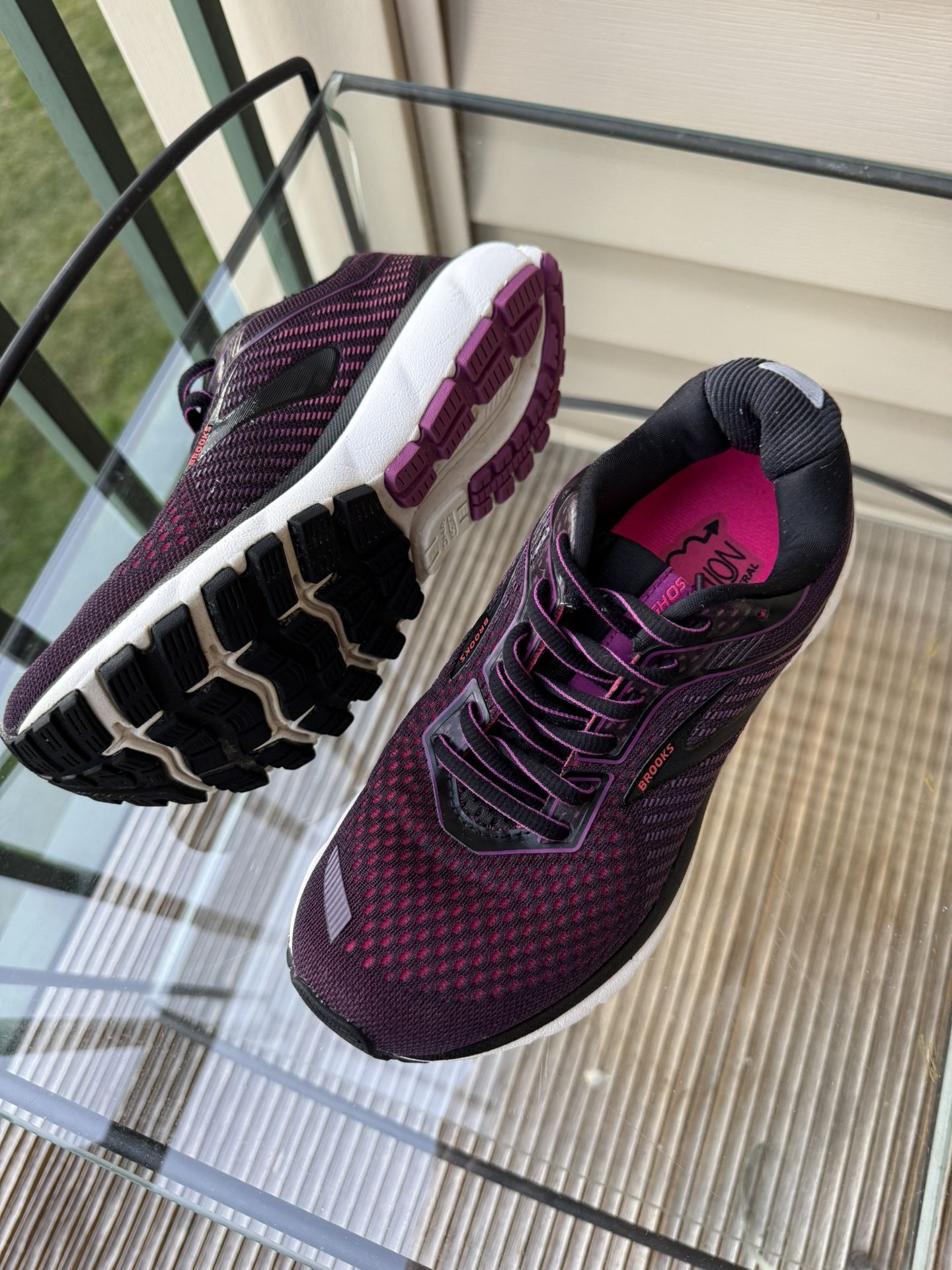 Brooks Ghost 11 Women’s Running Shoes (Size 6 / 36.5)