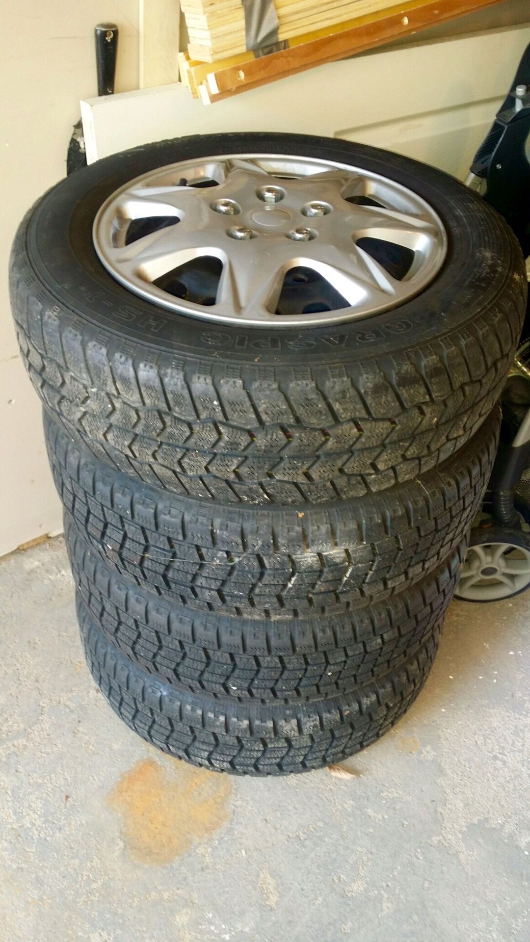 Tires set -195/ 65R15-