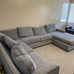 Sectional Couch 