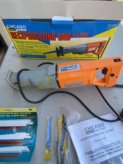 Chicago Electric 4.5 Amp Reciprocating Saw w/ Box, Manual & Extra Blades
