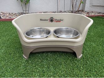 Neater feeder