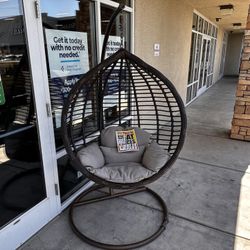 Outdoor Swing $549! Easy Financing! ✨🚨💜 