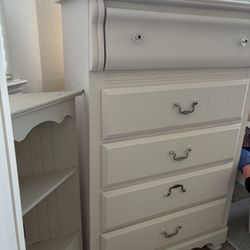 Dresser  5 Drawers