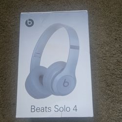 Beats Solo New
