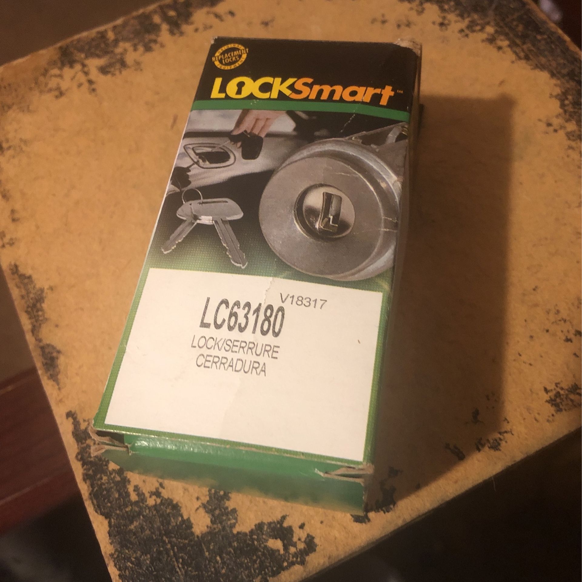 Ignition Lock Cylinder For 99 -04 mustang Gt