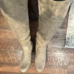 Over The Knee Boots Sz 9 1/2