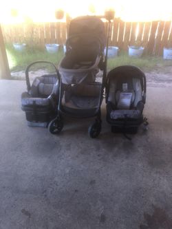 For Sale 2 Infant Car seats and 1 stroller
