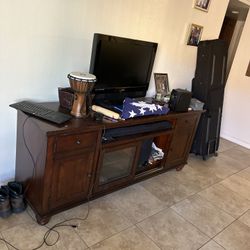 TV credenza Solid Wood