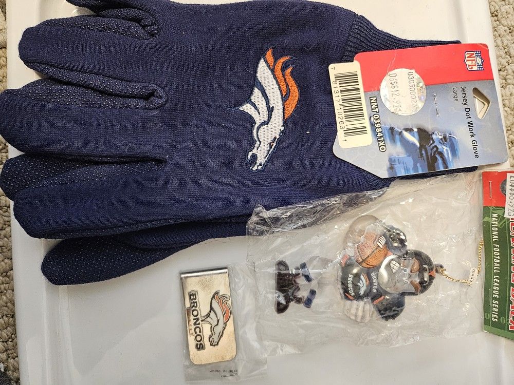 Broncos. Gloves Money Clip And Ornament.