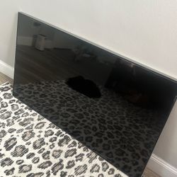 65” Vizio Smart TV – Great Condition – Works Perfect